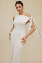 asimetrik düğümlü elbise