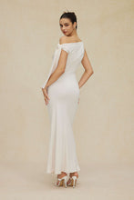 asimetrik düğümlü elbise