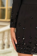 parlak süslemeli mini etekli set