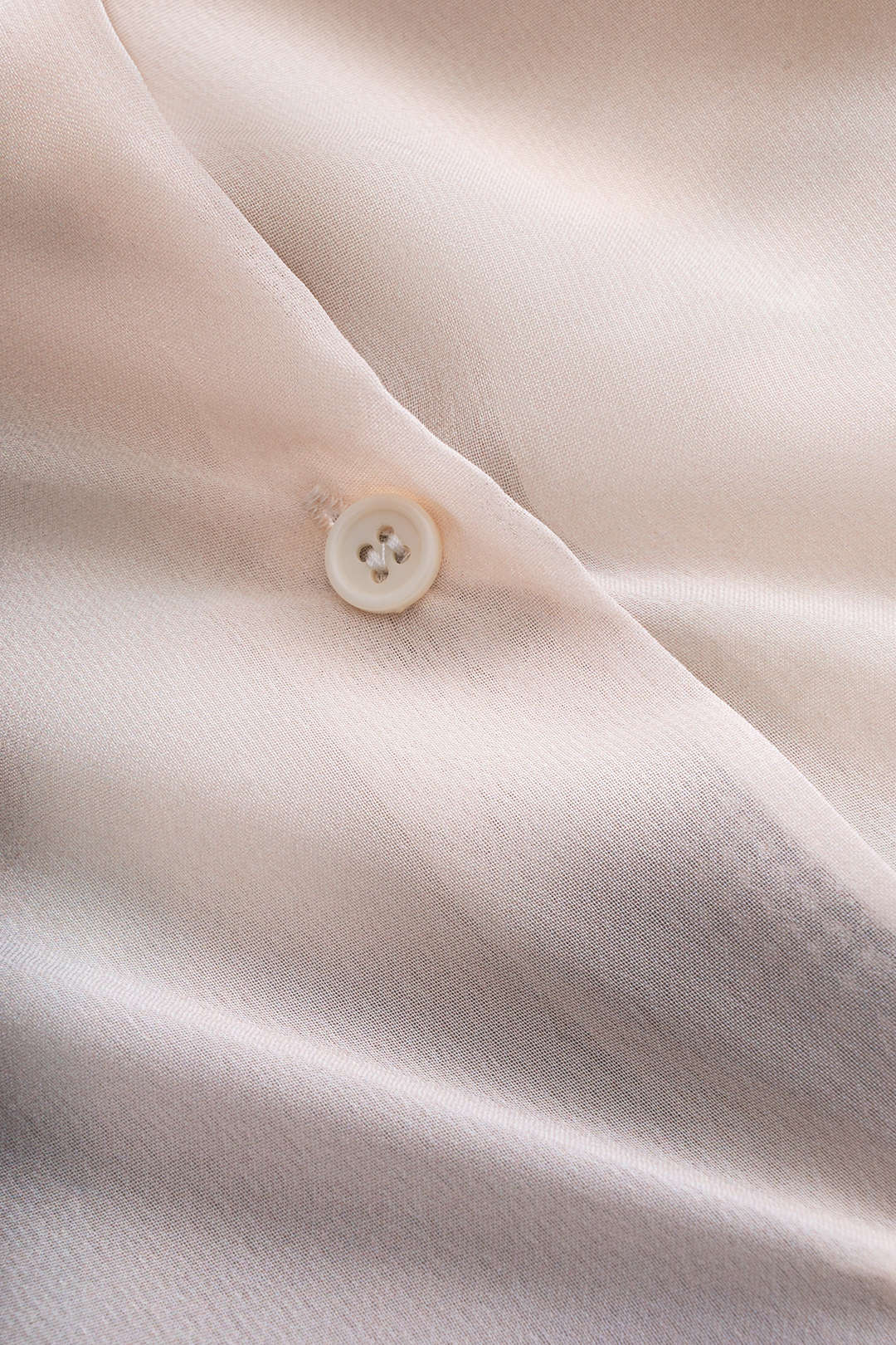 Çiçek Desenli Yarı Şeffaf Uzun Kollu Gömlek