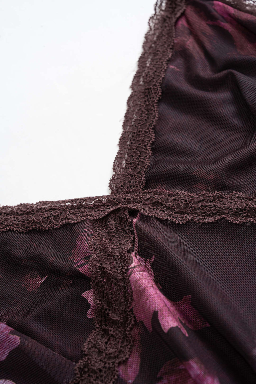 Siyah Mesh Çiçekli Desenli Dantel Detaylı Elbise