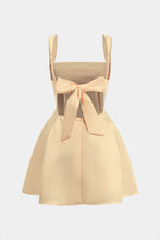 bağcıklı sırt dekolteli mini elbise