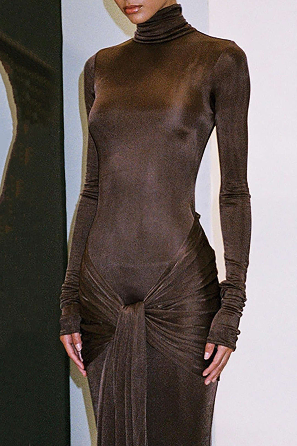 Sarmal Drapeli Yüksek Yakalıs Uzun Kollu Maxi Elbise