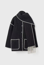 beyaz detaylı wool kaban