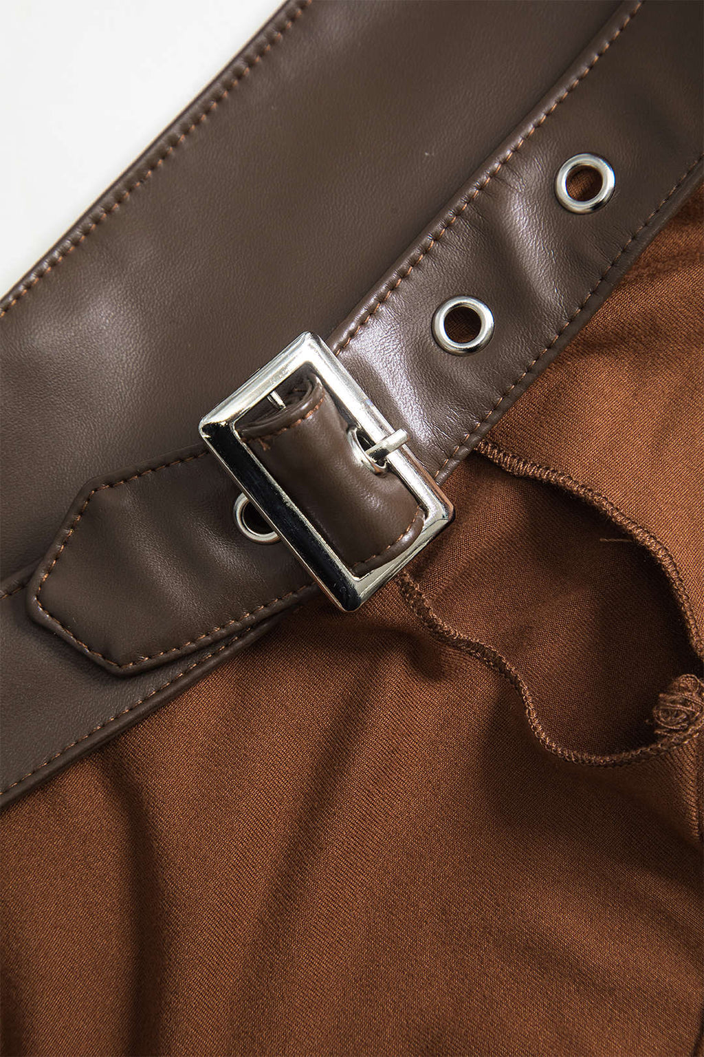 Kesik Omuzlu Uzun Kollu Üst Bluz Detaylı Şık Tasarımlı