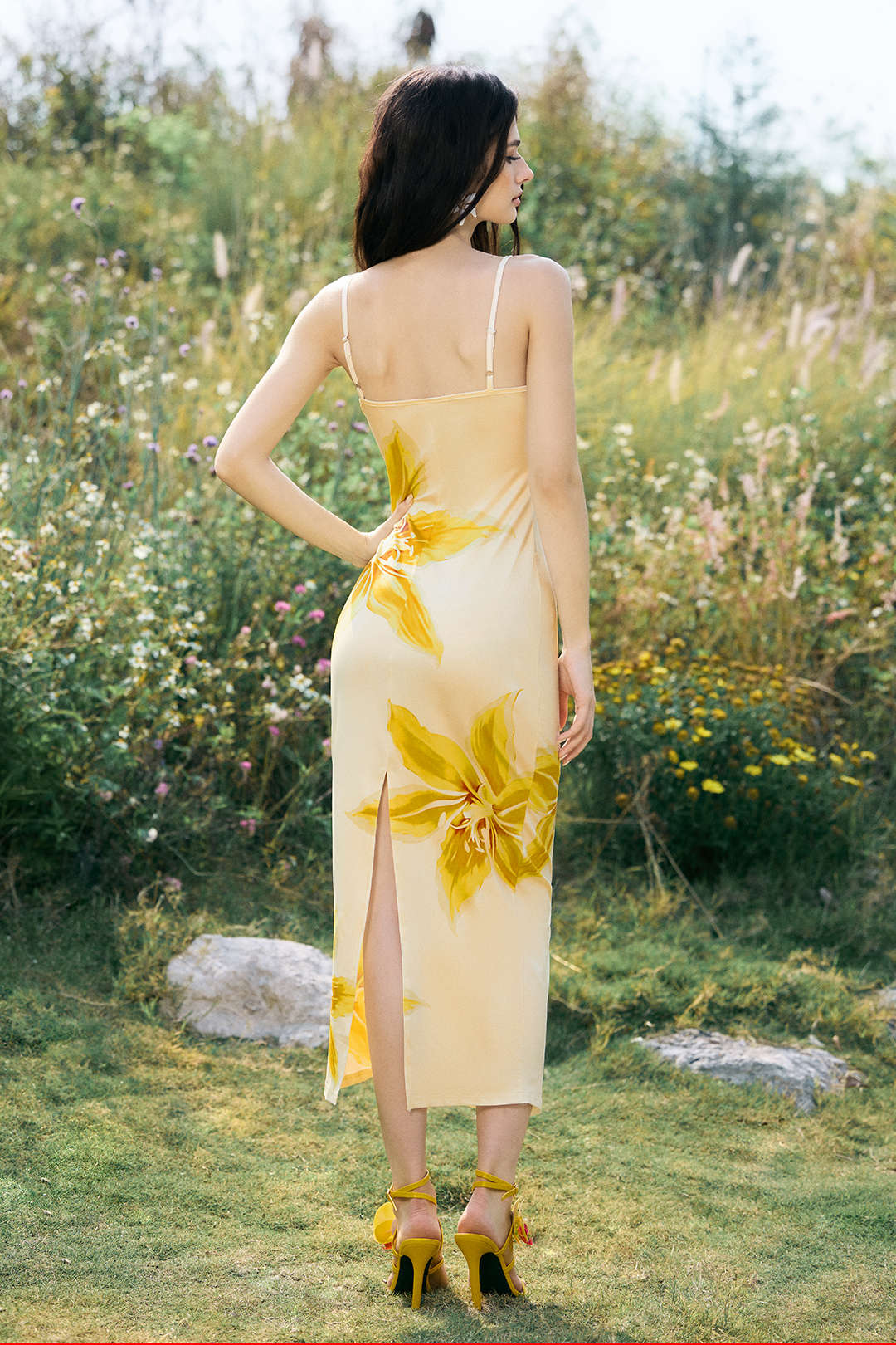 Çiçek Desenli Askısız Maxi Elbise