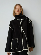 beyaz detaylı wool kaban