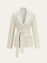 kuşaklı krem blazer