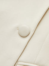 kuşaklı krem blazer