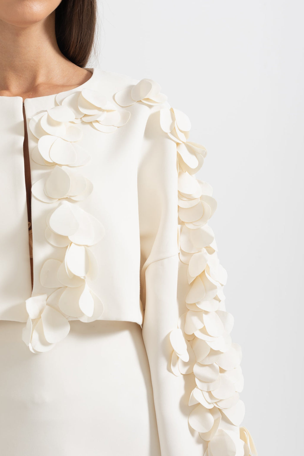 Petal Süslemeli İki Parçalı Takım