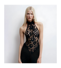 dantelli halter yaka elbise
