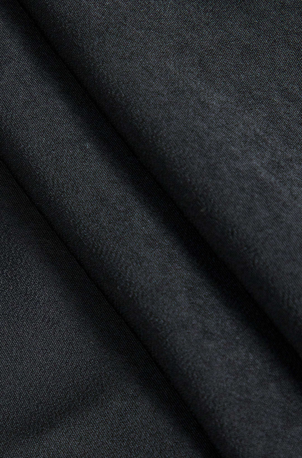 Siyah Sırtı Açık Büzgülü Yırtmaçlı Polyester Elbise