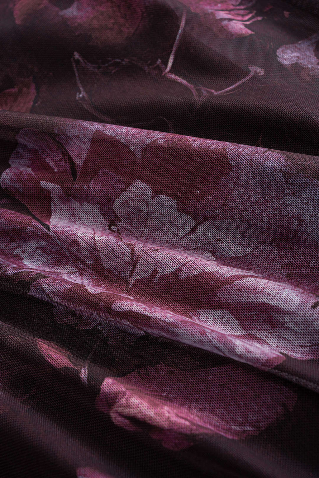 Siyah Mesh Çiçekli Desenli Dantel Detaylı Elbise