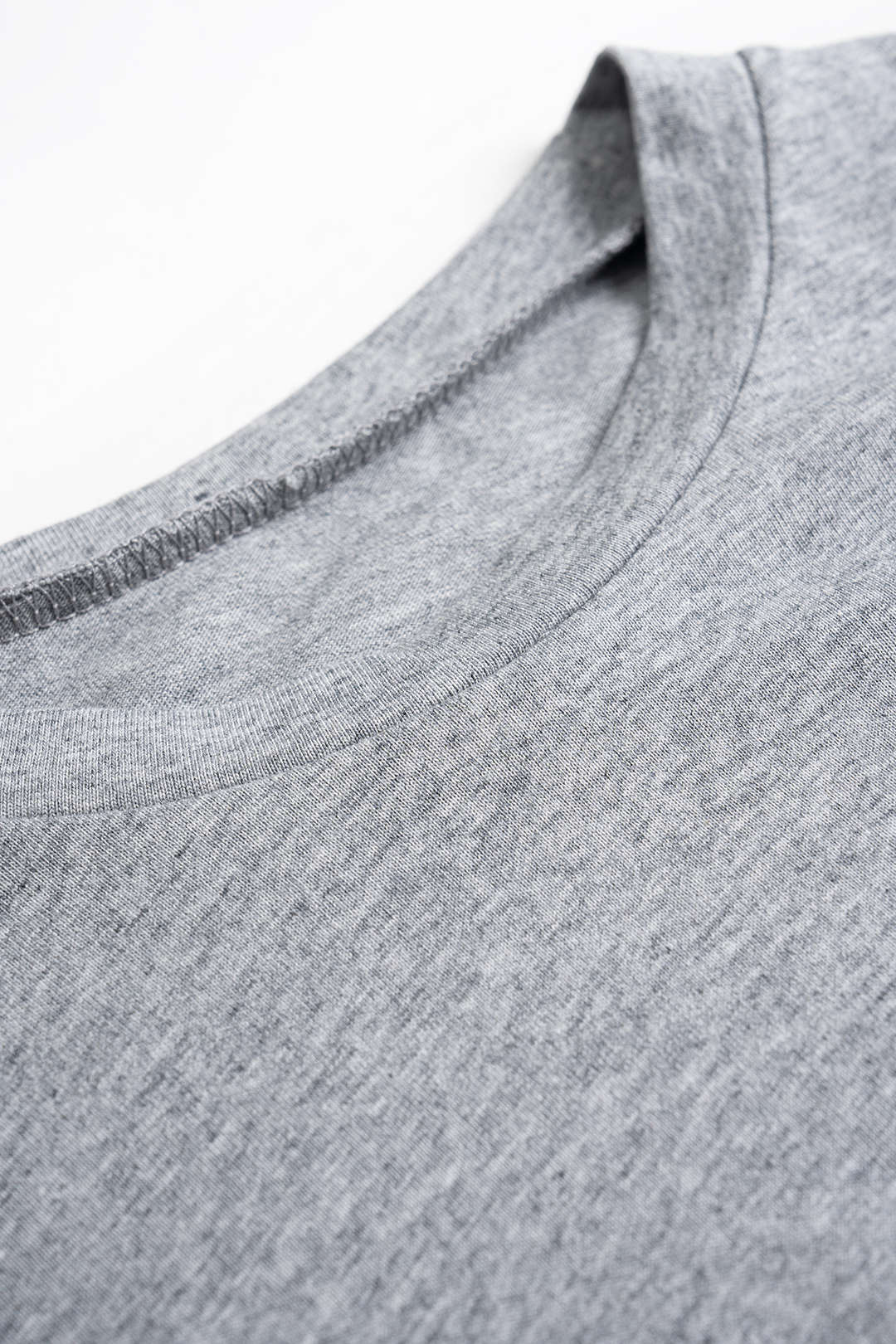 Büzgülü Uzun Kollu Yuvarlak Yaka Şık Detaylı Kadın Bluz