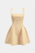 bağcıklı sırt dekolteli mini elbise