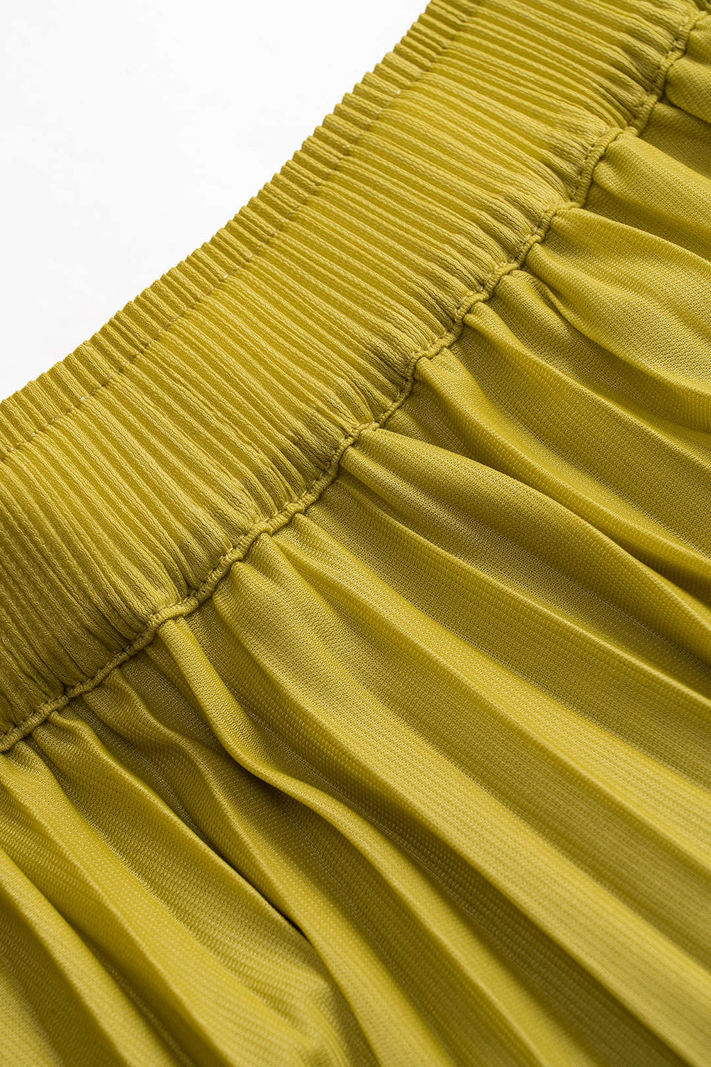 Bağcıklı Uzun Kol Bluz ve Piliseli Etek Seti