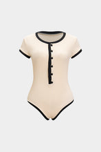 düğmeli kısa kol bodysuit